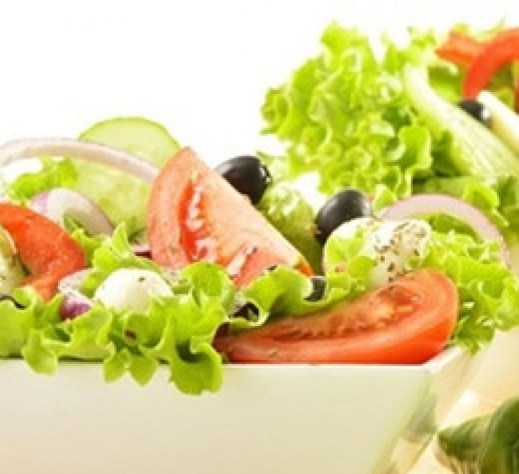 Греческий салат на оливковом масле